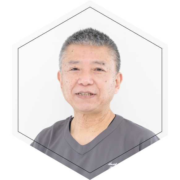 院長山本 卓TAKU YAMAMOTO